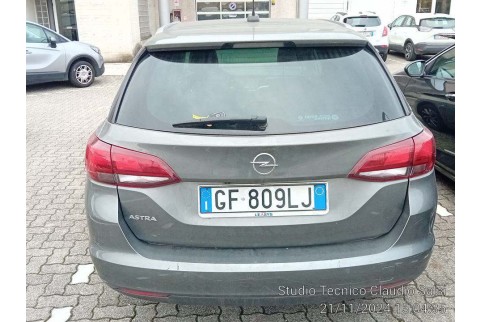 2021 Opel Astra, Dyzelinas