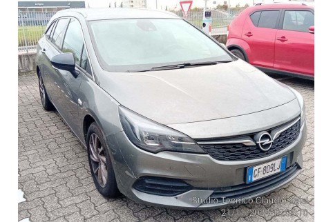 2021 Opel Astra, Dyzelinas