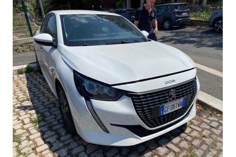 2021 Peugeot 208, Dyzelinas