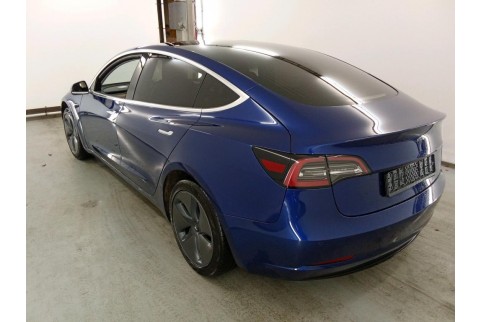 2020 Tesla Model 3, Elektra