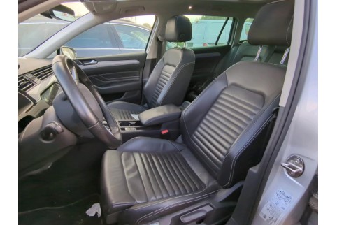 2021 Volkswagen Passat, Benzinas / Elektra