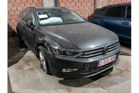 2023 Volkswagen Passat, Dyzelinas
