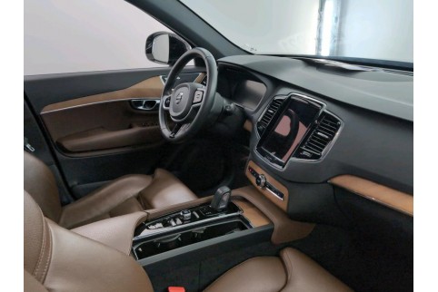 2020 Volvo XC 90, Dyzelinas
